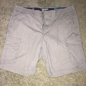 Men’s cargo shorts